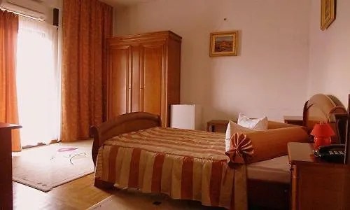 ****  The Seasons Hotel Tunari  Romania