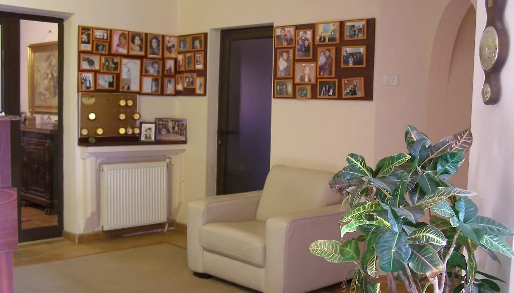 The Seasons Hotel Tunari  Tunari (Ilfov)