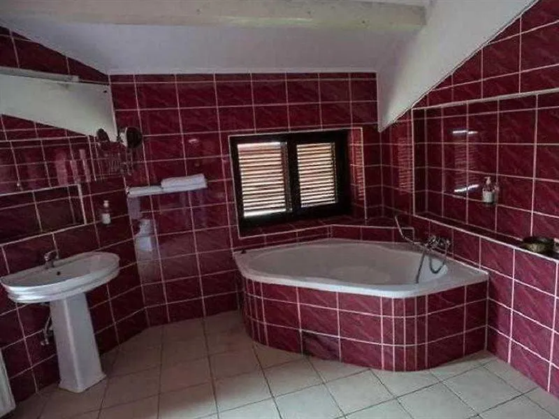 The Seasons Hotel Tunari  4*, Tunari (Ilfov) Romania