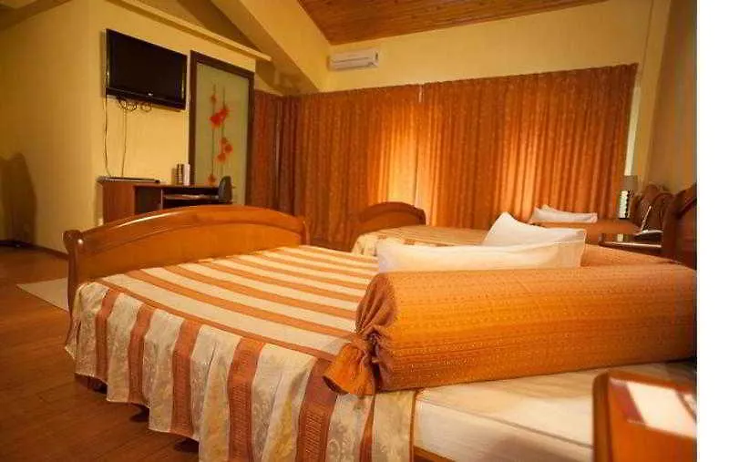 ****  The Seasons Hotel Tunari  Romania