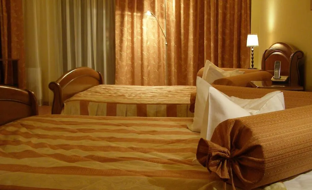 The Seasons Hotel Tunari  4*, Tunari (Ilfov)